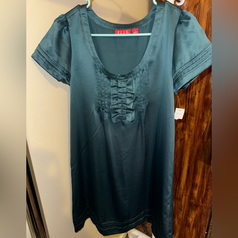 Elle Green short sleeve Dress